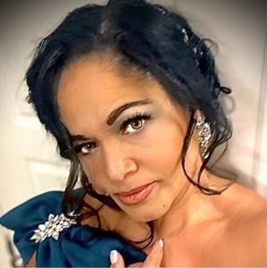 Meet your Posher, Jenny